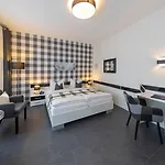 Hoehn Hotel