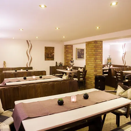 Hoehn Hotel 3*