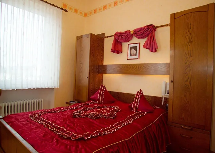 Hoehn Готель 3*