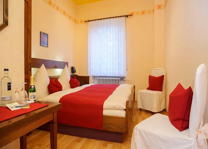 Готель Hoehn Рюдесгайм-ам-Райн