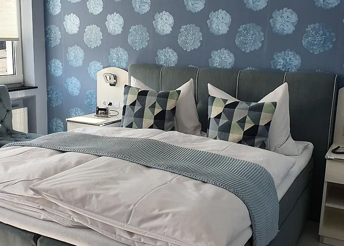 Готель Hoehn 3*