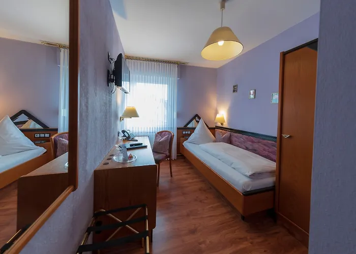 Готель Hoehn Рюдесгайм-ам-Райн